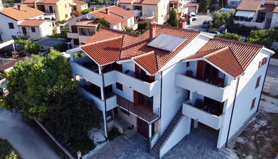 Fazana Inn Fažana Exterior foto